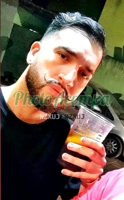 Acompanhante masculino em Campos dos Goytacazes com beijo grego (2) — Diego Castro