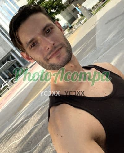 Acompanhante masculino em Santos — oral sem camisinha, foto 4 de Eagle