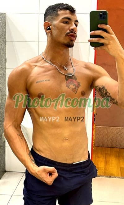 Foto 6: Acompanhante masculino em Niterói — beijo na boca, Enzo Oliveira