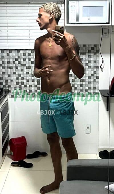 Acompanhante masculino em Rio de Janeiro — garganta profunda, foto 4 de Garoto de Programa
