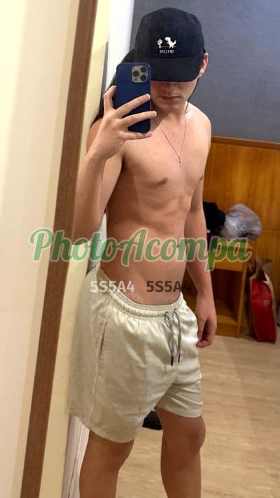 Acompanhante masculino em Rio de Janeiro — beijo grego, foto 4 de Guilherme Queiroz