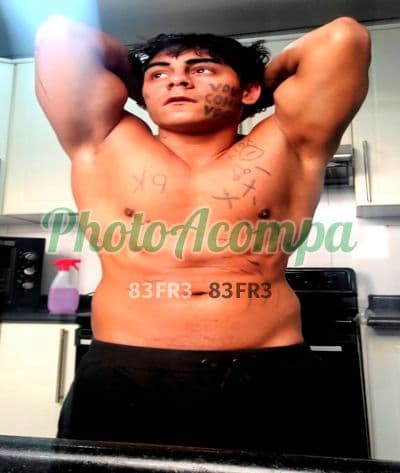 Acompanhante masculino em São Paulo com beijo grego (4) — Hetero ATIVO