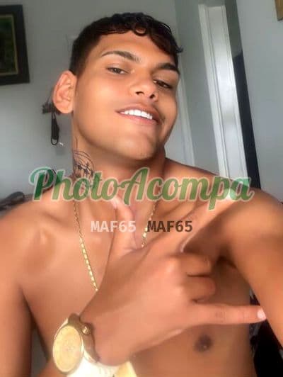 Acompanhante masculino em São Vicente com beijo na boca (2) — Ítalo Bernardo