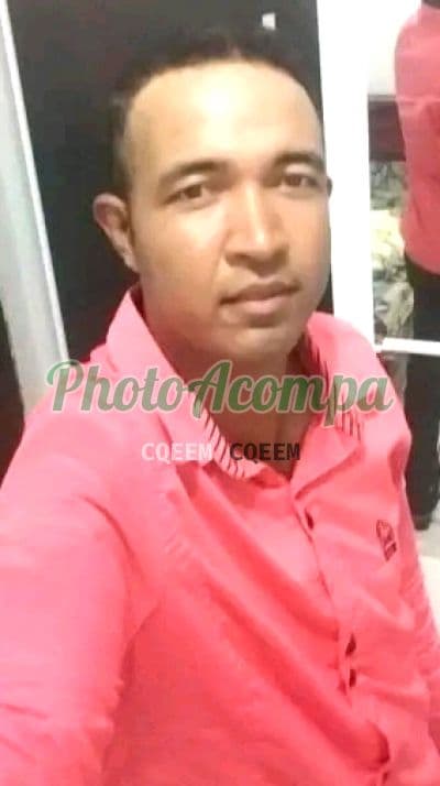 Acompanhante masculino em Recife com beijo grego (4) — Jhony Bengala Torta