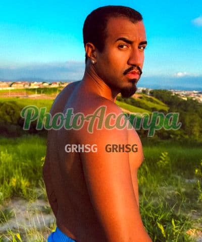 Foto 2: Acompanhante masculino em Franco da Rocha — beijo na boca, John