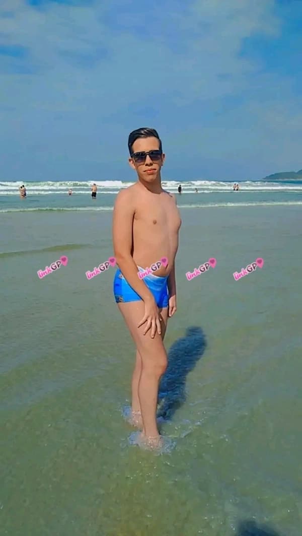Acompanhante masculino branquinho em Aricanduva (3) — Johnny Oficial