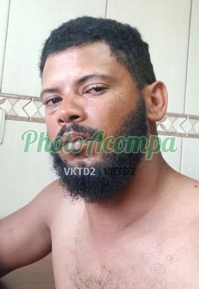 Acompanhante masculino em Rio das Ostras — beijo grego, foto 6 de Leo Bahia