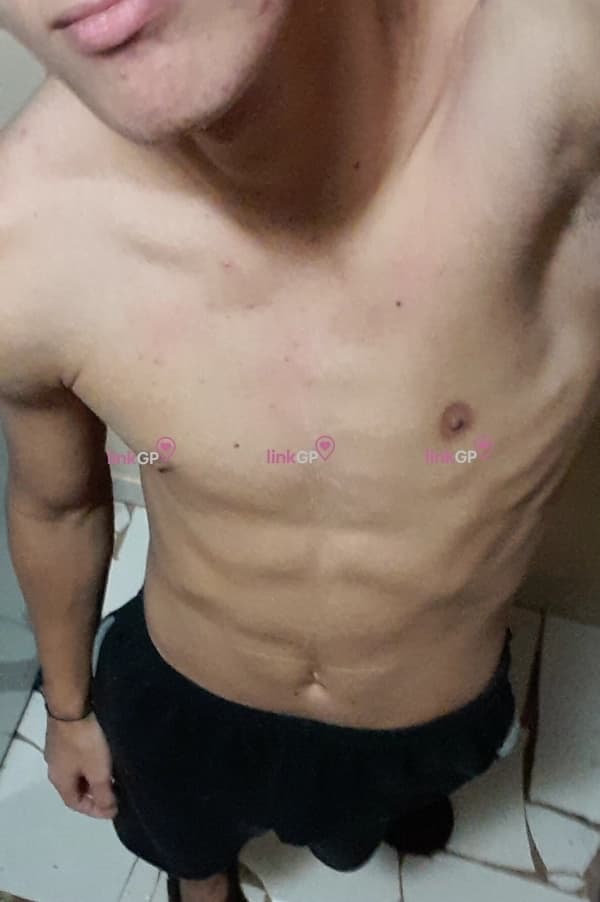 Lucas — acompanhante masculino em Lajeado