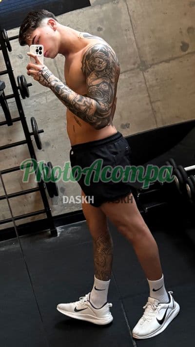 Acompanhante masculino em Belo Horizonte com beijo grego (6) — Luiz Guilherme