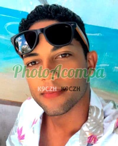Acompanhante masculino em Paulista com beijo na boca (4) — Mateus