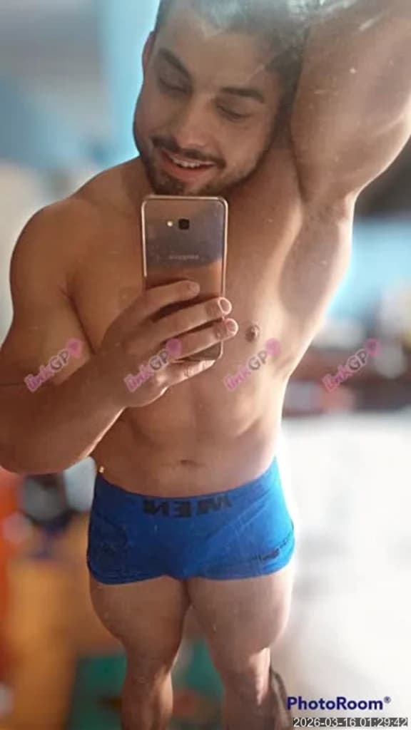 Moreno Sedução — acompanhante masculino em Curitiba