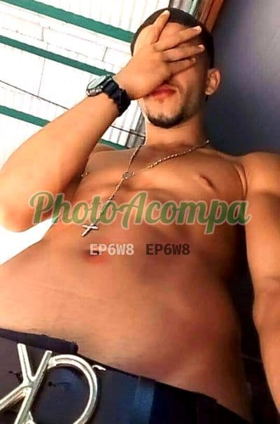 Foto 2: Acompanhante masculino em Rio das Ostras — beijo grego, Olyver