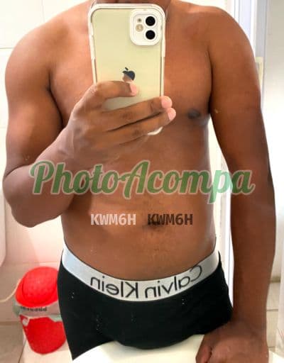Acompanhante masculino em Rio de Janeiro com beijo grego (6) — Preto Versátil