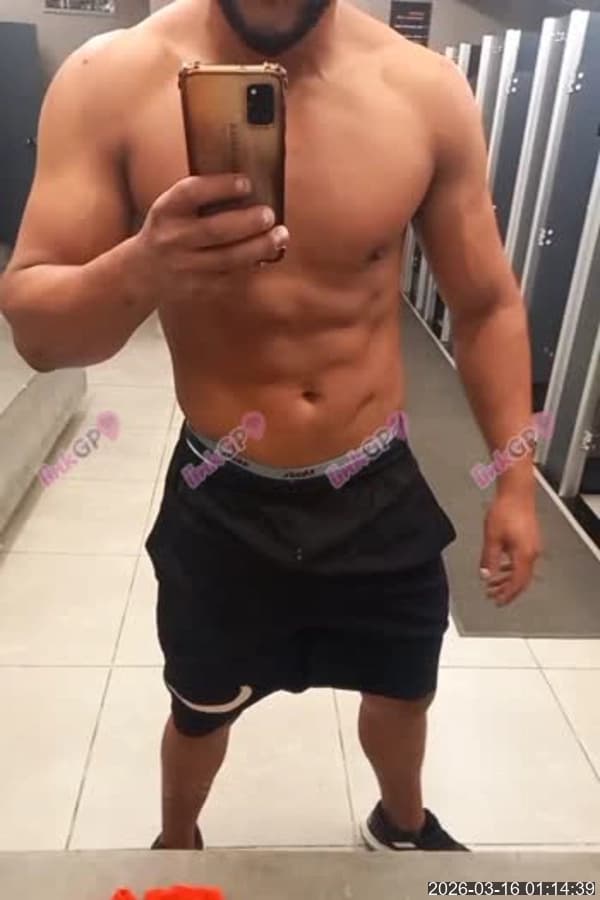 Acompanhante masculino em Divinópolis com acompanhante para festa (2) — Puto Safado