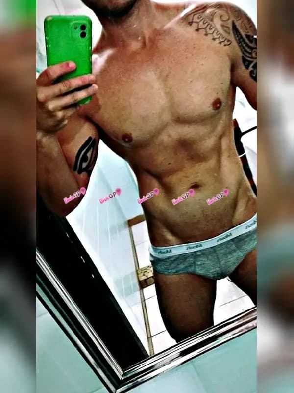 Raul — acompanhante masculino em Moema