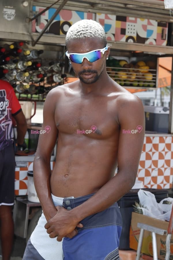 Robson AmorzÃo — acompanhante masculino em Baixada Santista