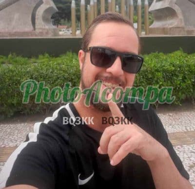 Acompanhante masculino em Praia Grande com beijo grego (2) — Rodrigo