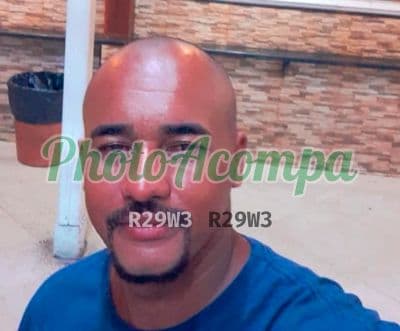 Acompanhante masculino em Belford Roxo com beijo grego (2) — Rodrigo