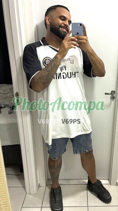 Acompanhante masculino em Duque de Caxias com beijo na boca (6) — Santox