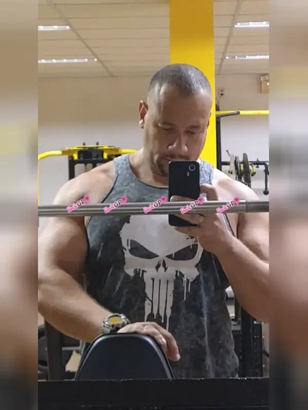 Tino Dias — acompanhante masculino em Brasil