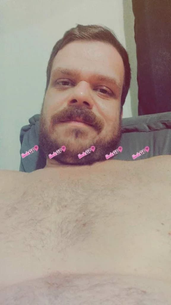 Urso Noturno — acompanhante masculino em Palhoça
