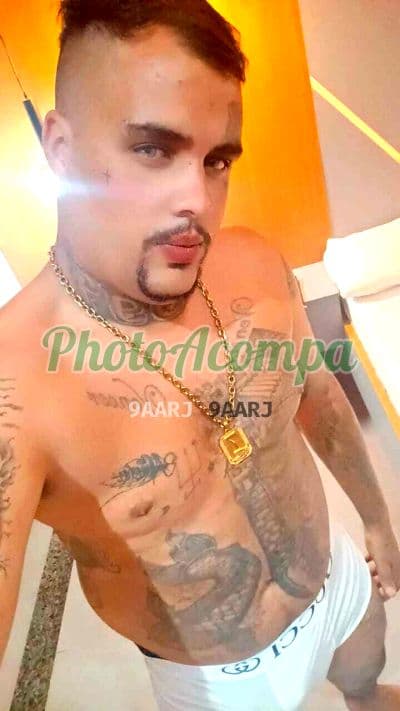 Acompanhante masculino em Ribeirão Preto — beijo na boca, foto 6 de Vinícius