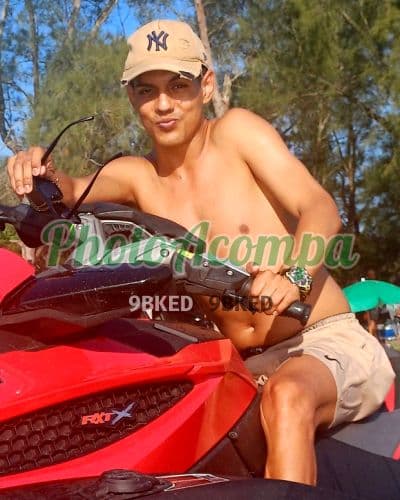 Acompanhante masculino em Araruama com beijo grego (2) — Vitinho