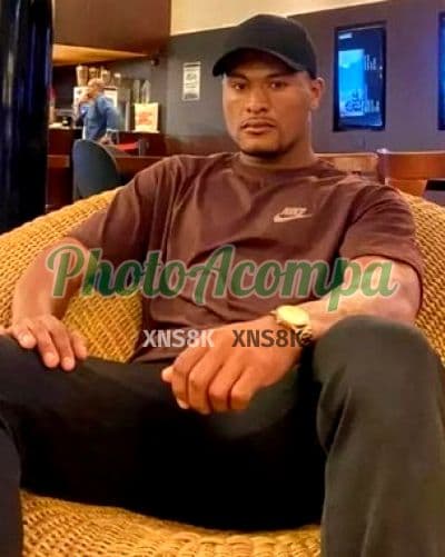 Acompanhante masculino em Rio de Janeiro com beijo grego (2) — Willian Carioca