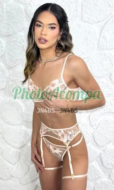 Travesti acompanhante em Campinas — garganta profunda, foto 4 de Ana Bia