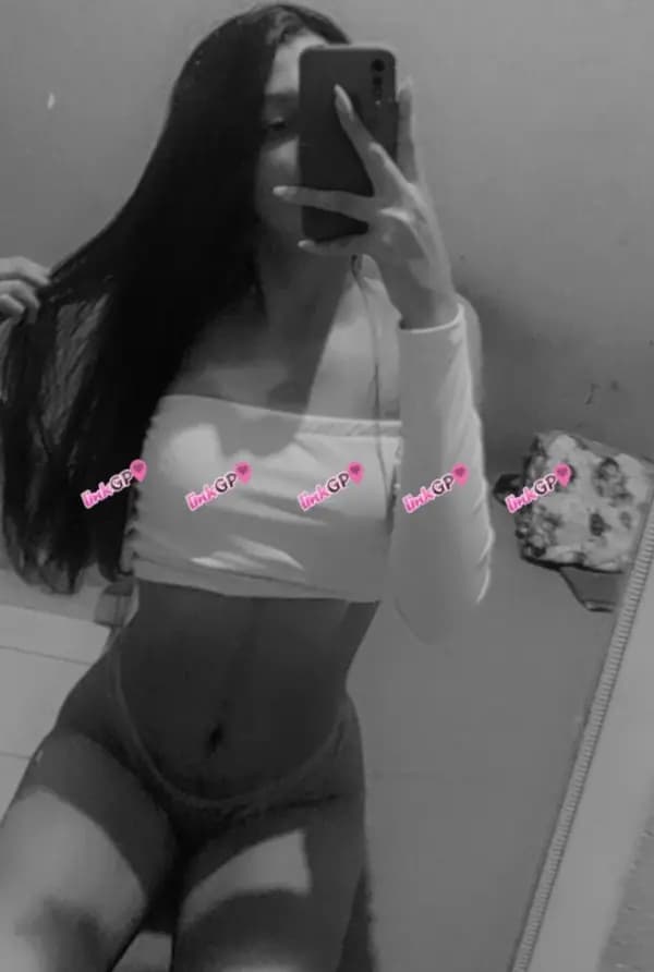 Travesti acompanhante em Gravatá — me tocando na chamada, foto 4 de Bruna