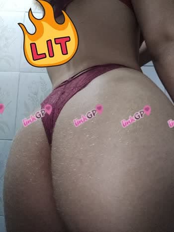 Travesti acompanhante em Rio de Janeiro com beijo grego (2) — Cah