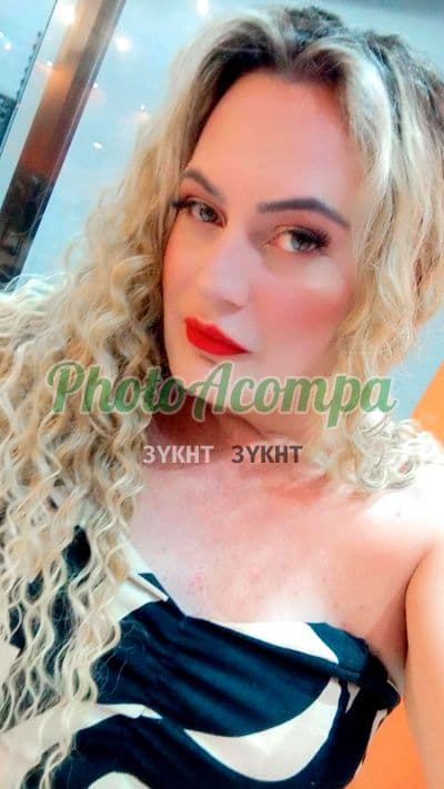 Travesti acompanhante em Ponta Grossa com beijo grego (6) — Faby Ferrari