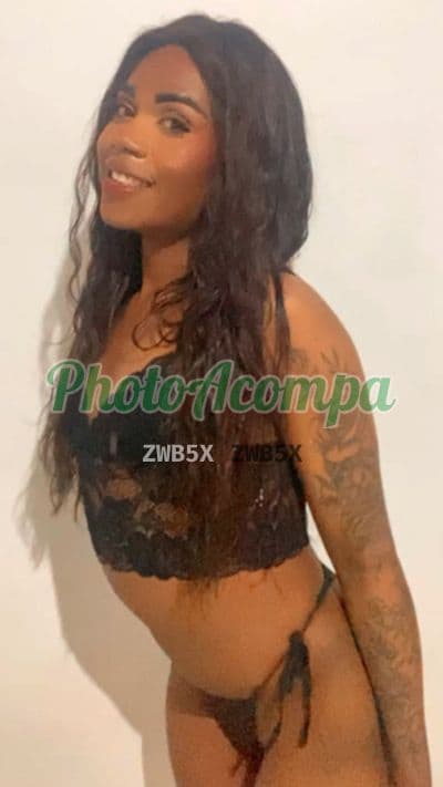 Travesti acompanhante em Santa Bárbara d'Oeste com beijo grego (4) — Gabrilly Almeida