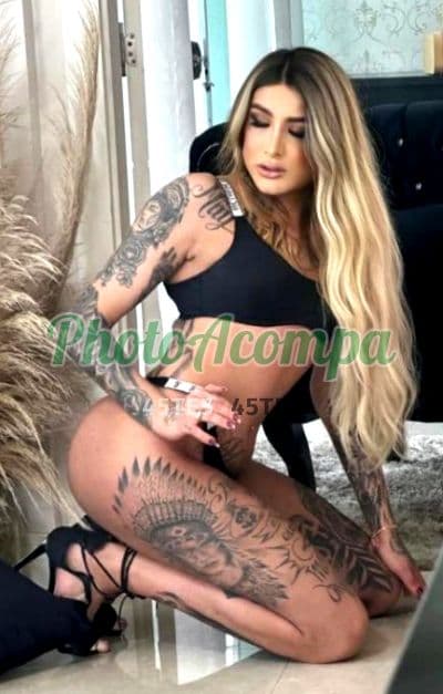 Travesti acompanhante em São Paulo com beijo na boca (2) — Isabelly Souza Novinha