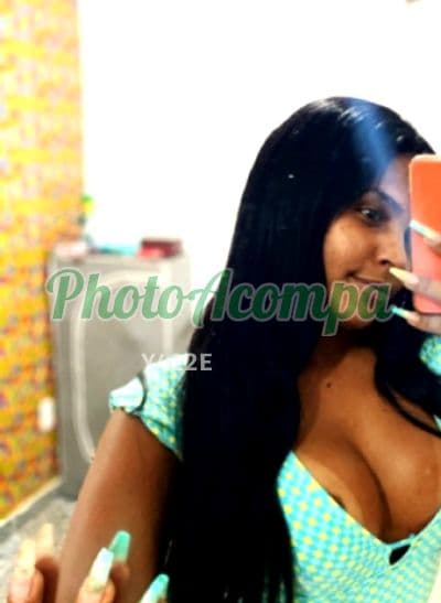 Travesti acompanhante em Rio de Janeiro — oral natural, foto 4 de Júlia Jambo