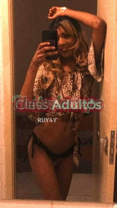 Larissa Ribeiro — travesti em São José dos Campos