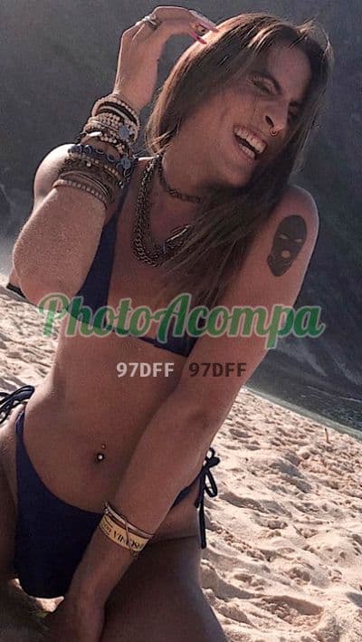 Travesti acompanhante em Florianópolis — beijo grego, foto 2 de Mia