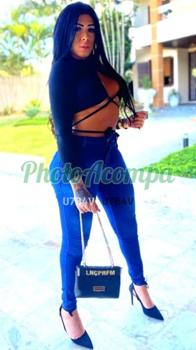 Travesti acompanhante em Rio de Janeiro — garganta profunda, foto 4 de Mirela
