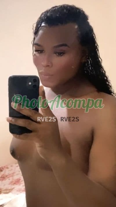 Travesti acompanhante em Rio de Janeiro com garganta profunda (4) — Nathy