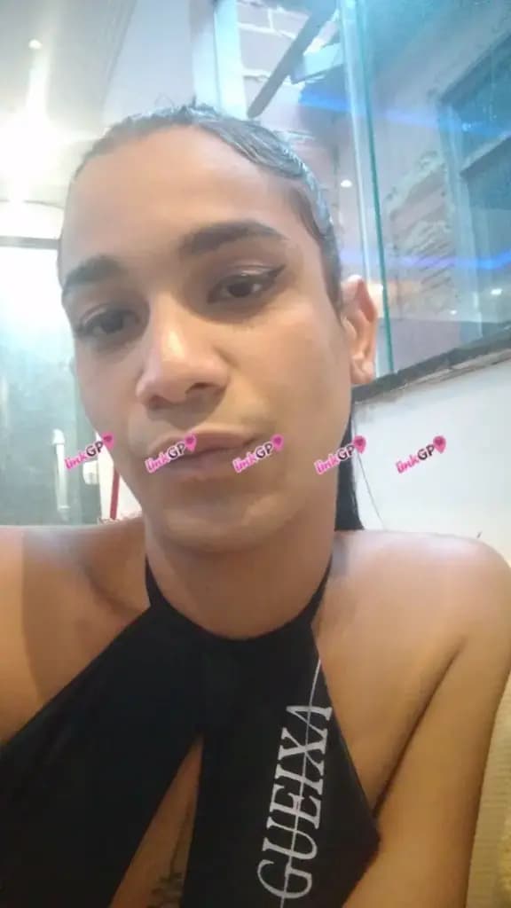 Rebeca Fafadinha — travesti em Rio de Janeiro
