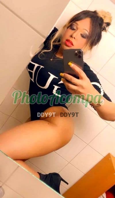 Travesti acompanhante em Salvador — oral sem camisinha, foto 4 de Rebeca Nunes