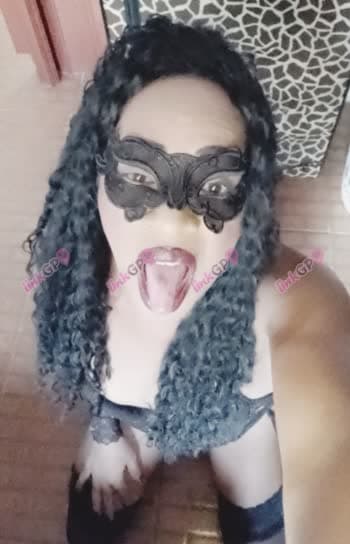 Safadinha E Pauzuda — travesti em Araçoiaba da Serra