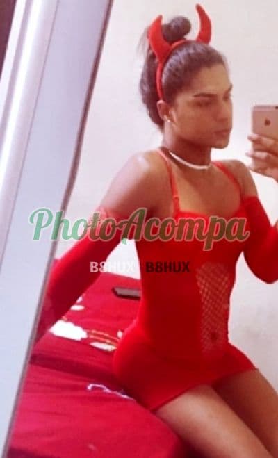 Travesti acompanhante em Praia Grande com beijo na boca (6) — Yasmin Danttas