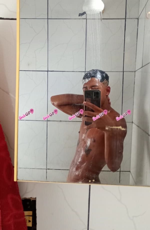 Derfeson — videochamada erótica e sexting online