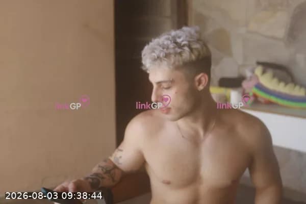 Videochamada erótica com imagem autêntica (4) — Henry Spicer