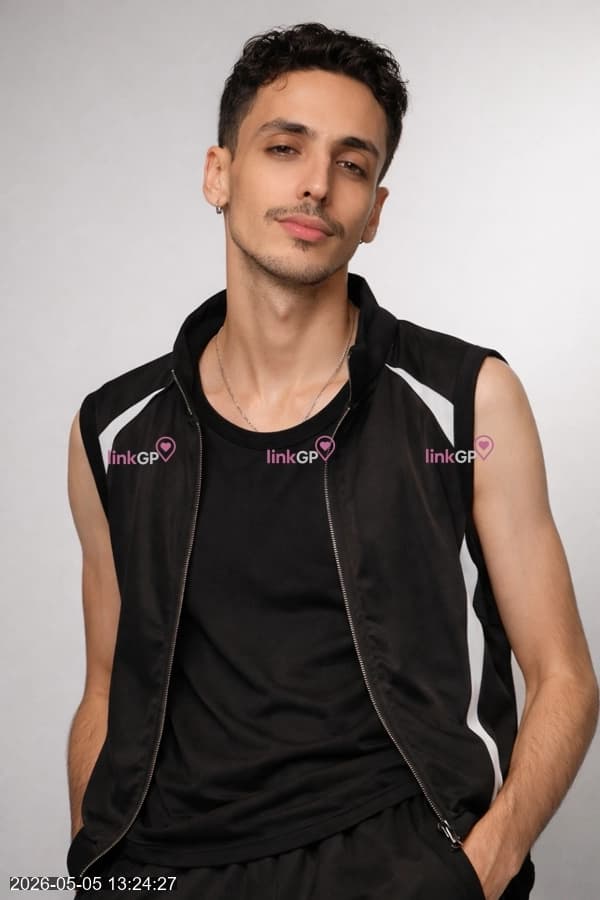 Videochamada erótica com imagem original — Tyler Ricardo, foto 6