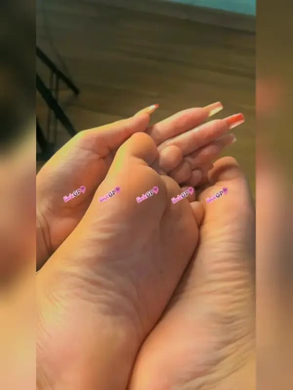 Videochamada erótica com barbie — Bella, foto 3