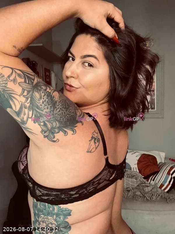 Bruna Royale — videochamada erótica e sexting online