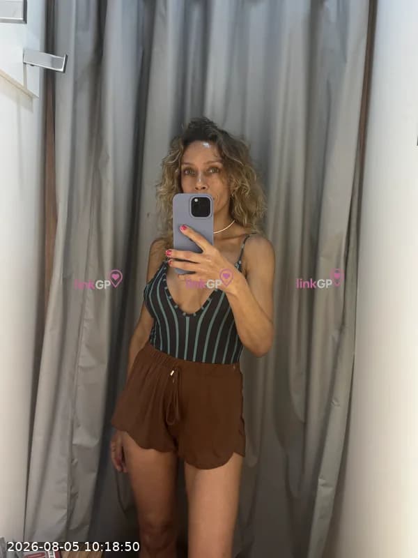 Videochamada erótica com foto real (2) — Camila