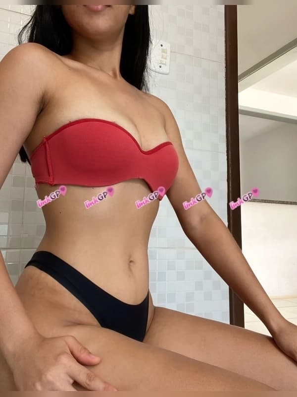 Videochamada erótica com imagem do anúncio, foto de perfil